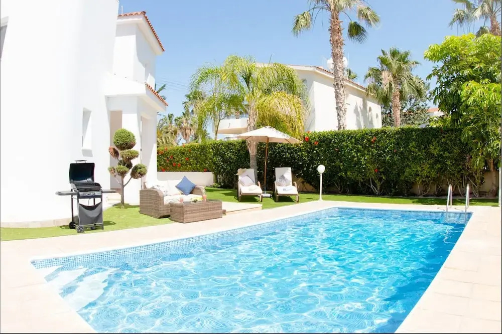 Villa Haven by Ezoria Villas