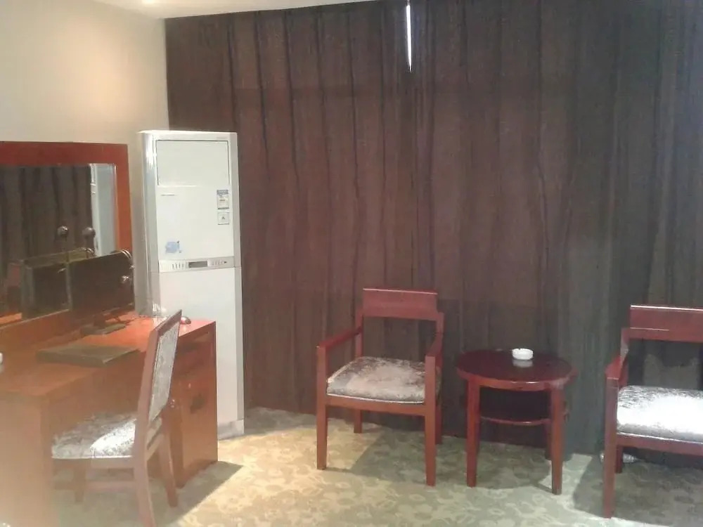 Dongzhiyuan Business Hotel