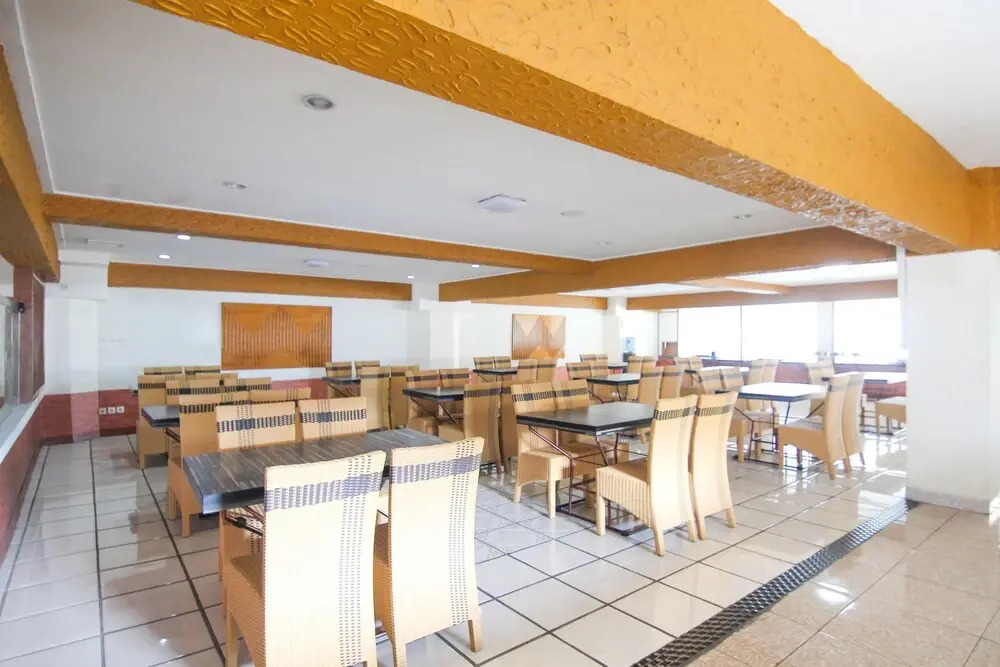 Airy Cihaurgeulis Surapati 235 Bandung