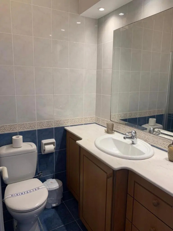 Regina Gardens - Spacious 3 bed, 2 bath maisonette