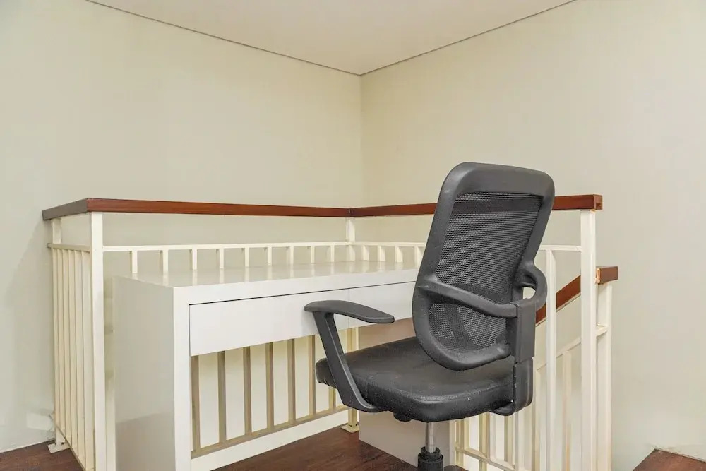 Good Deal Studio Loft At Nifarro Park Apartment
