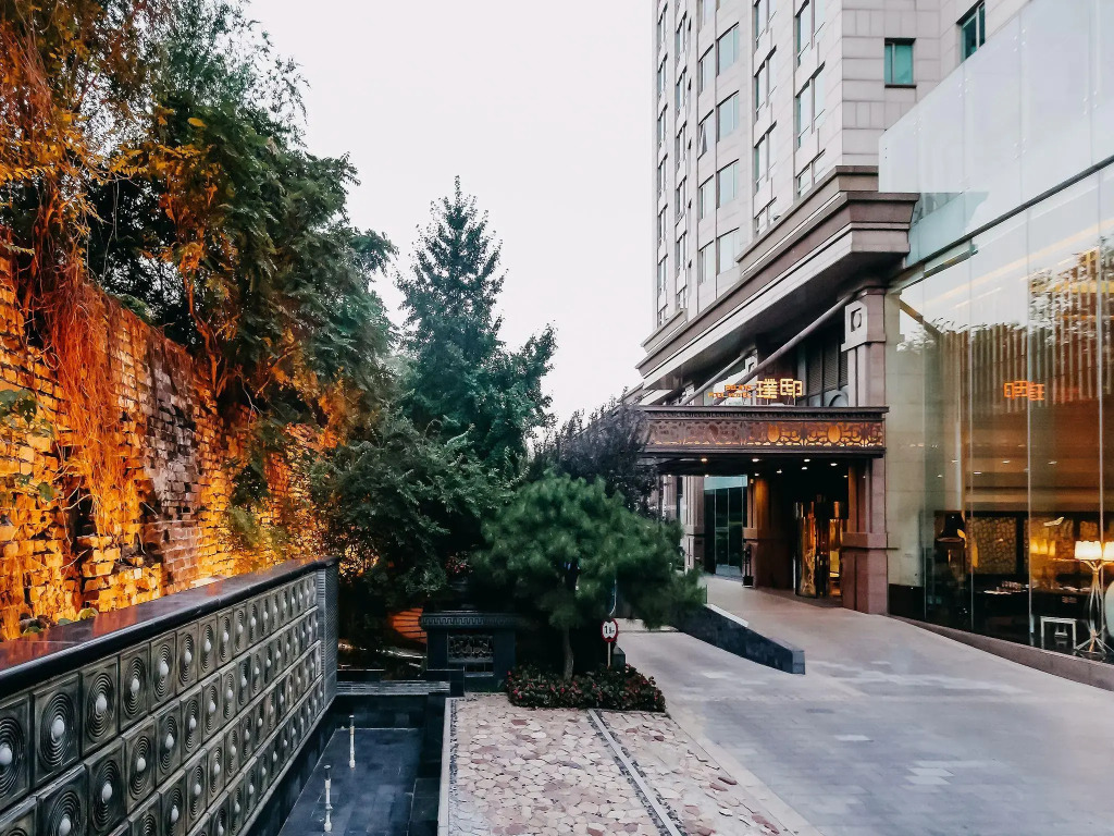 Отель Beijing Pudi