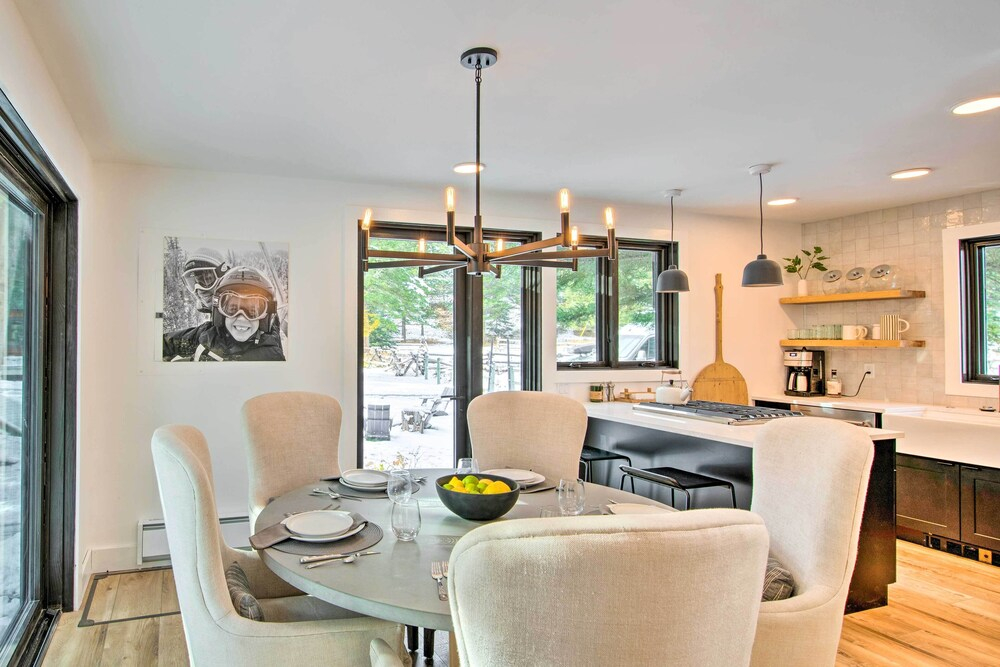 Modern Riverfront Home: 6 Mi to Big Sky Town!