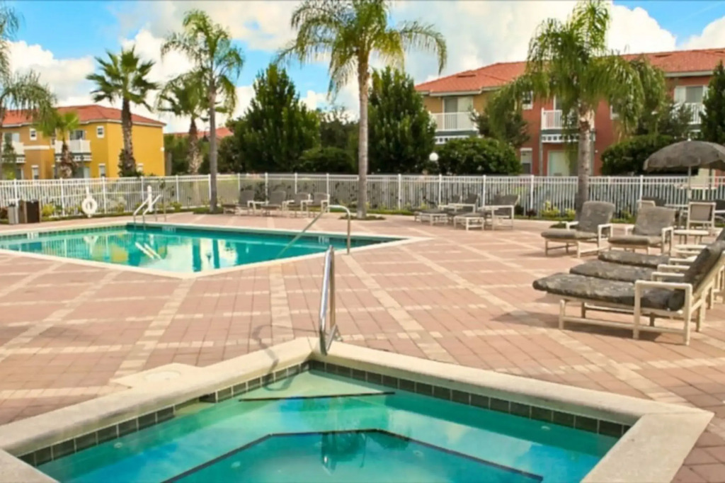 3 Bed Emerald Island Resort Townhouse Near Disney, Kissimmee