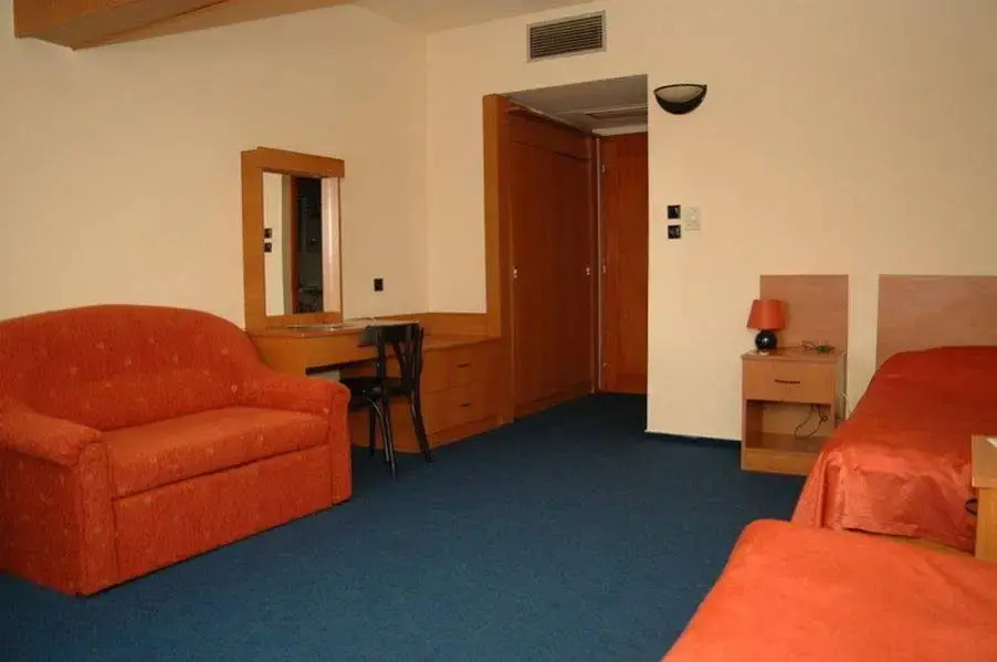 Lugas Hotel