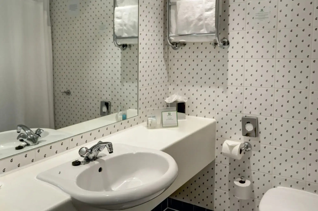 Holiday Inn Southampton-Eastleigh M3, jct13 by IHG