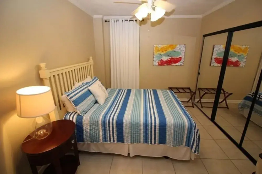 White Caps 1502 3 Bedroom Condo