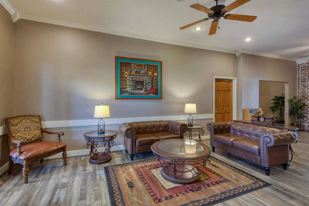 SureStay Hotel by Best Western Leesville