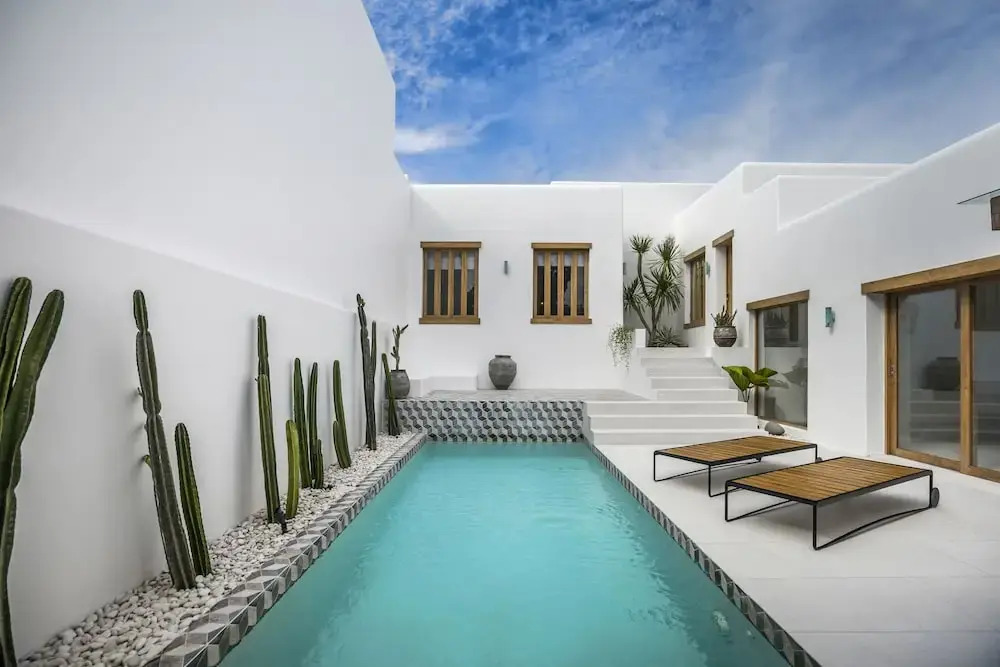 Villa Oasi 1 by Alfred in Bali - Brand New Tropical Luxury 3 BR Bingin Beach