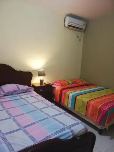 Hostal Jr