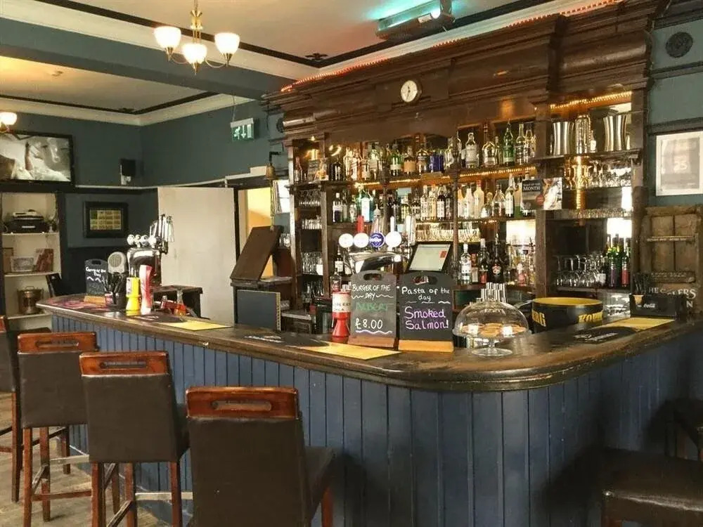 The Albert Hotel