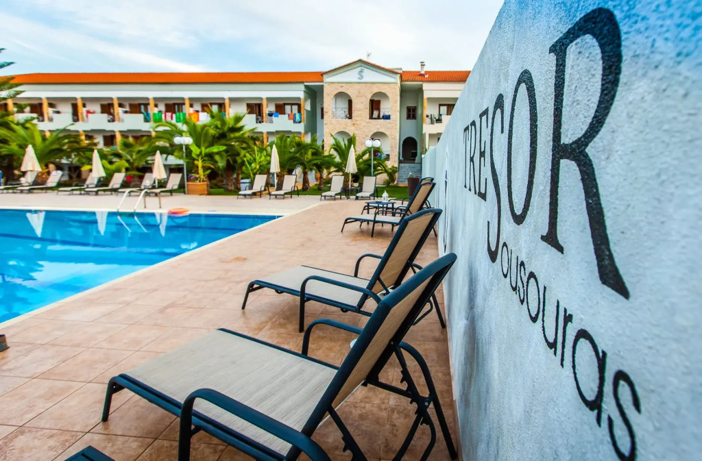 Tresor Hotel