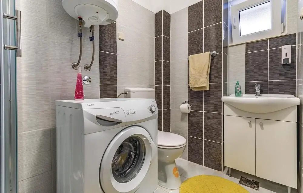 Amazing Apartment in Pula With Wifi and 2 Bedrooms