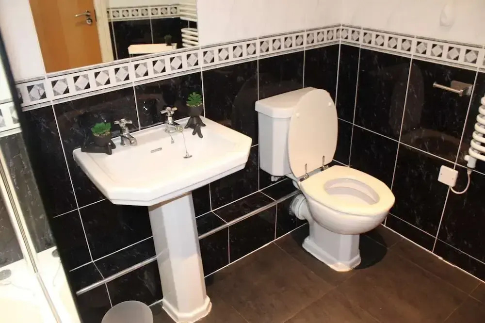 Nottingham Hill Apartment Retreat