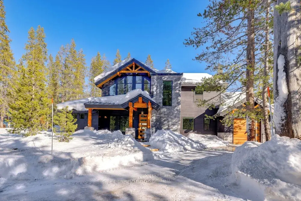 Luxe Soda Springs Retreat: Modern & Spacious!