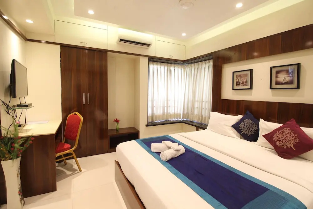 OYO 659 Hotel Grand Tulip