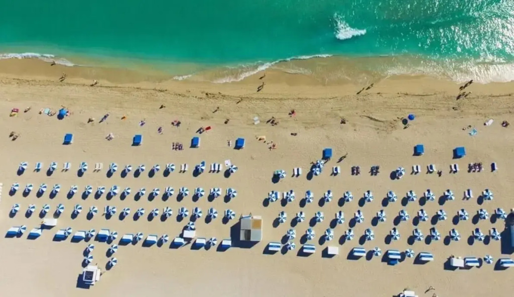 Hotel Harrison On the Beach