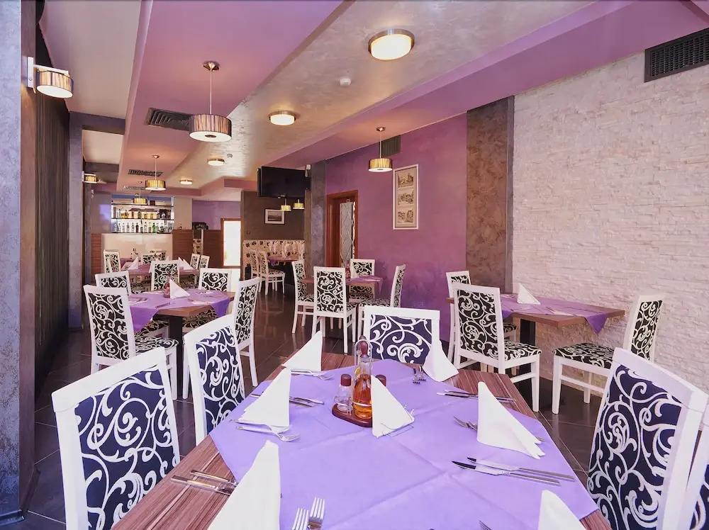 Coral Family Hotel