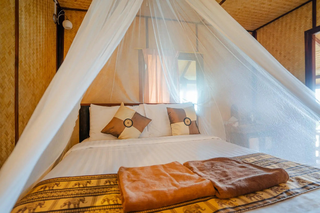 Koh Jum Resort