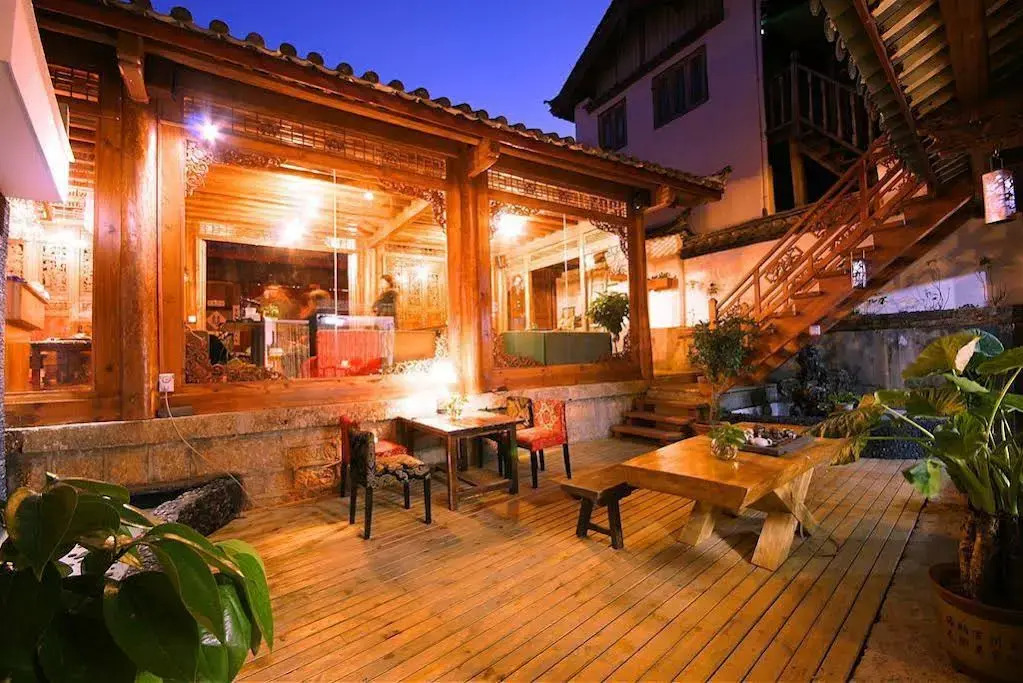 Ivys Family Inn