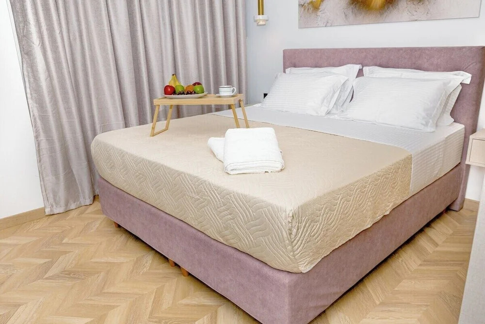 G B Urban Spa by Cretanhouses