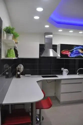 Isramax Jerusalem Apartment in Bat-Yam