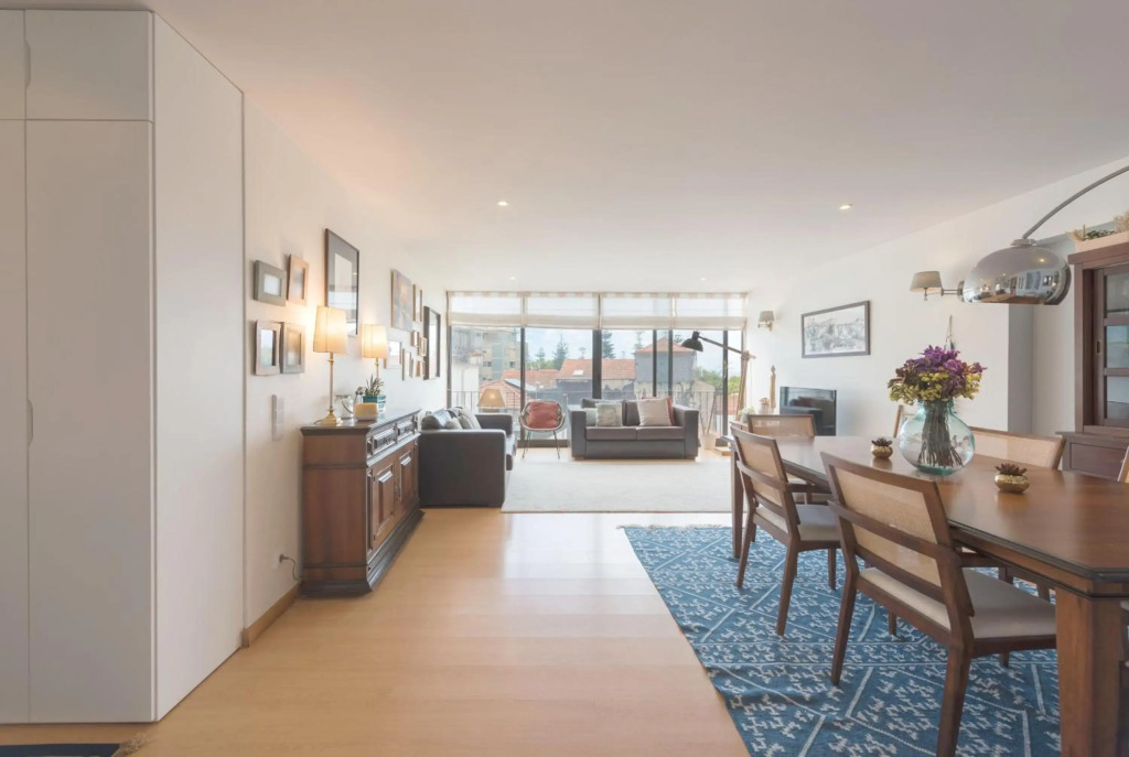 Between River and Sea Porto Apartment