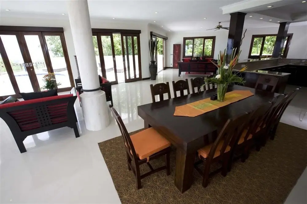 Citrus Tree Villas - Royalty