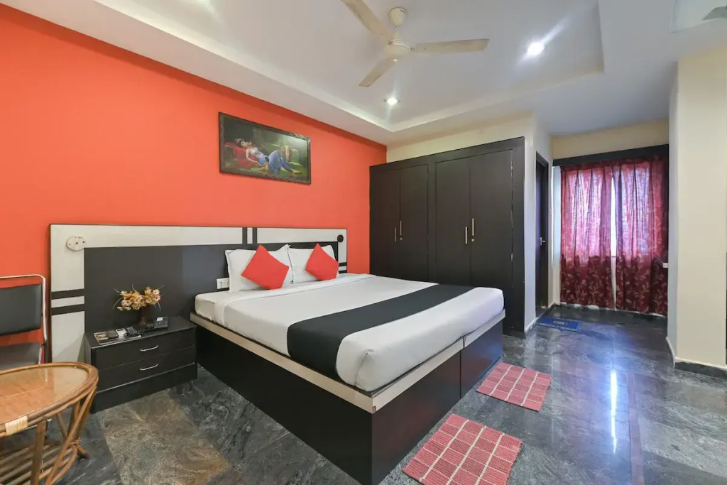 Hotel Royal Palms
