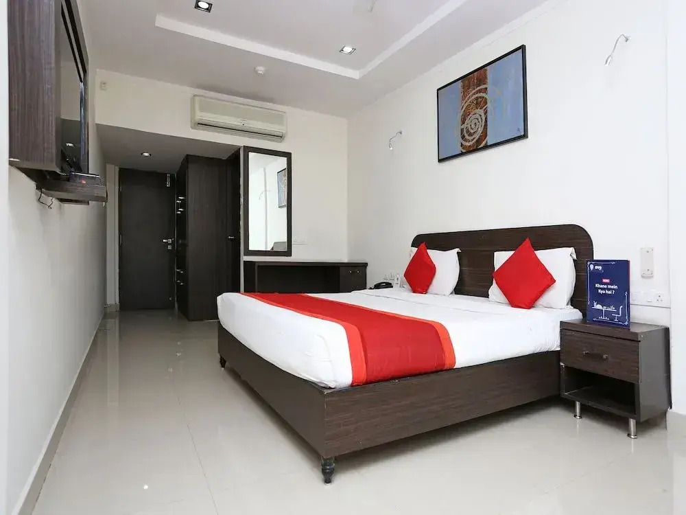 OYO Flagship 15233 Hotel G7