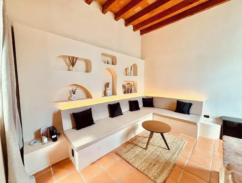 Enigmatic Boutique Hotel