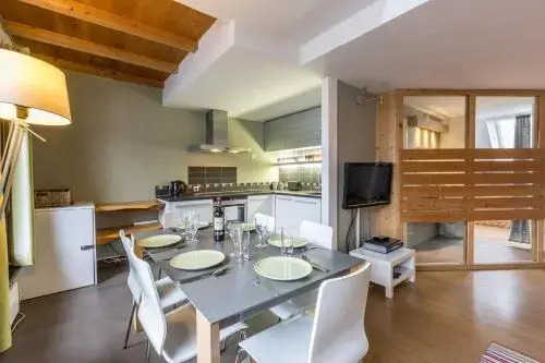 Apartment Genevrier - Spacious Balcony with Mont Blanc Views