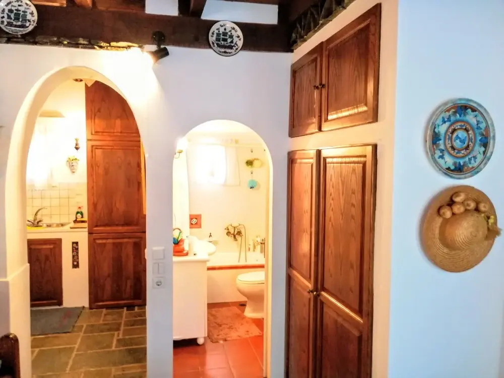 Traditional country house in Tinos