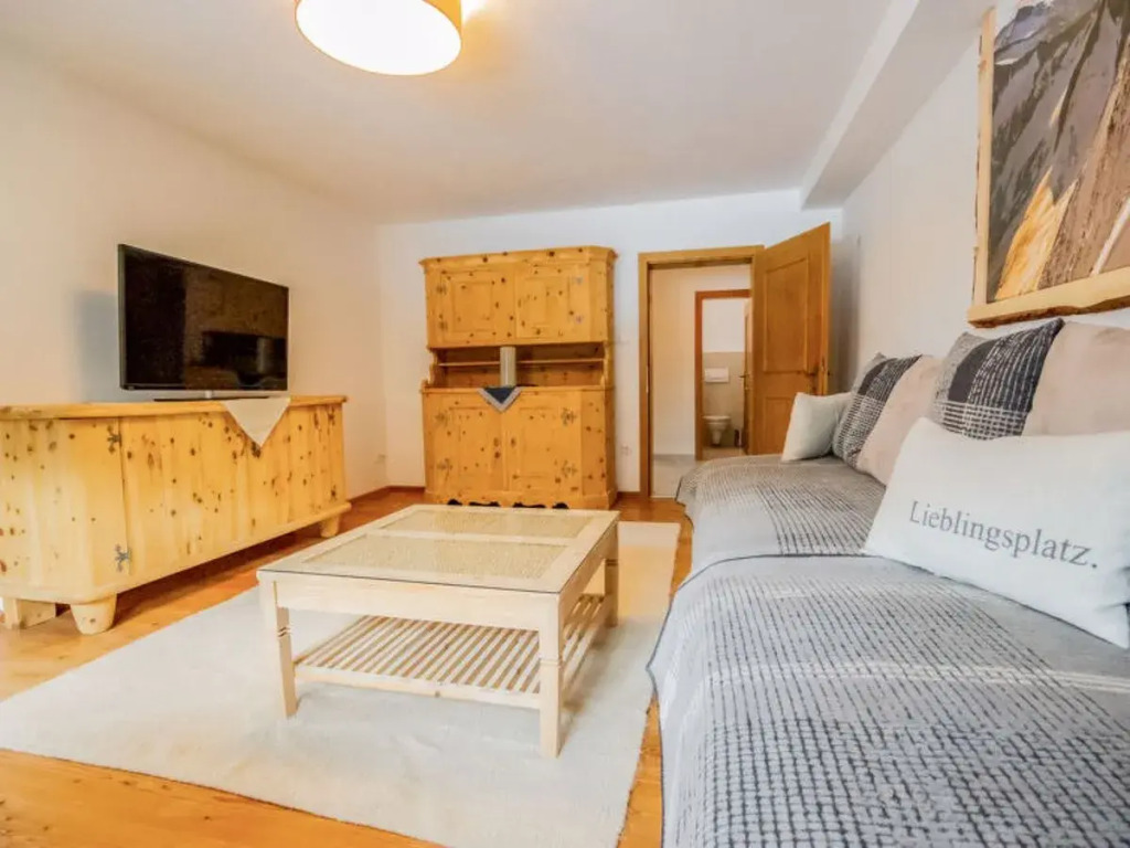 Apartment Karin Axams 18053