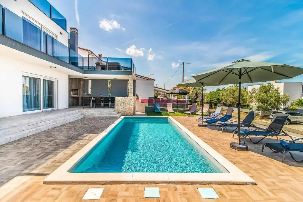 Villa Salt Life