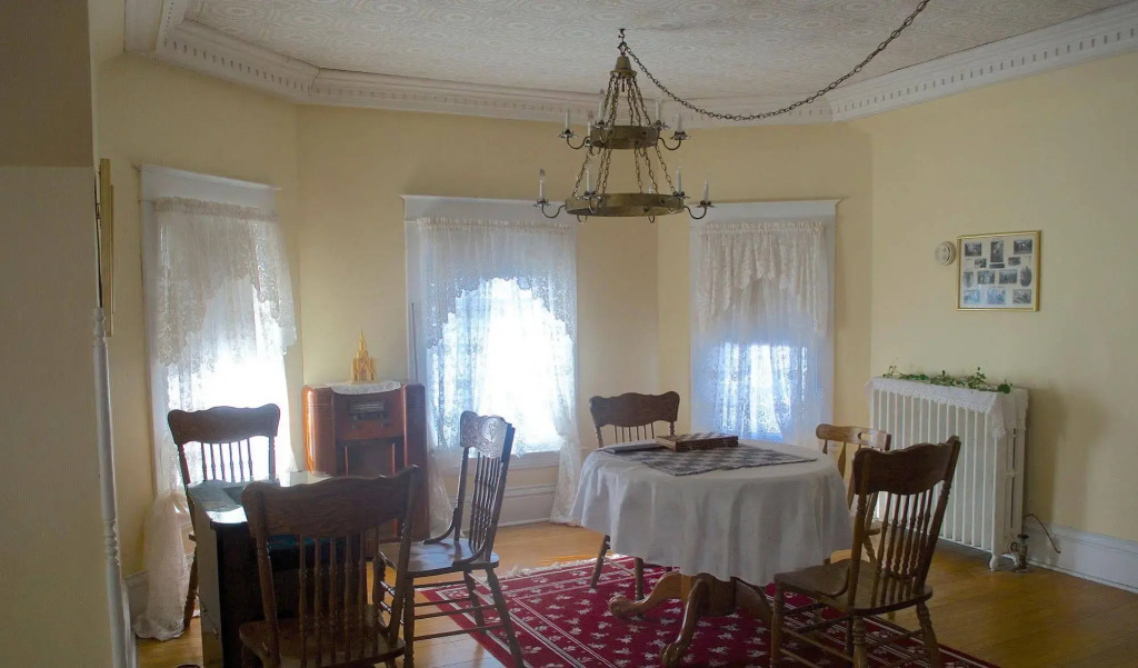 Dakotah Rose Bed and Breakfast