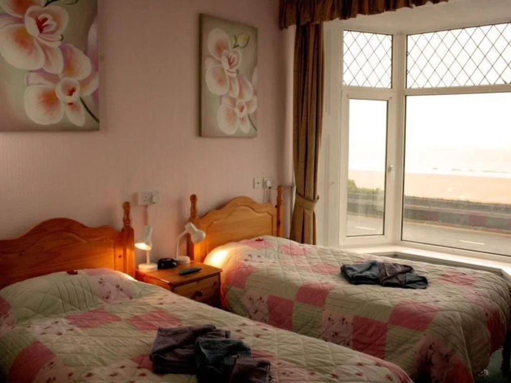 Devon View Guesthouse Swansea