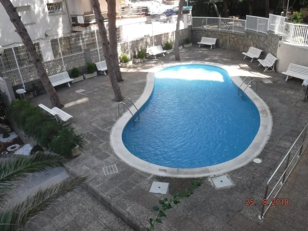 Apartment With 2 Bedrooms in Salou, With Pool Access and Terrace - 400