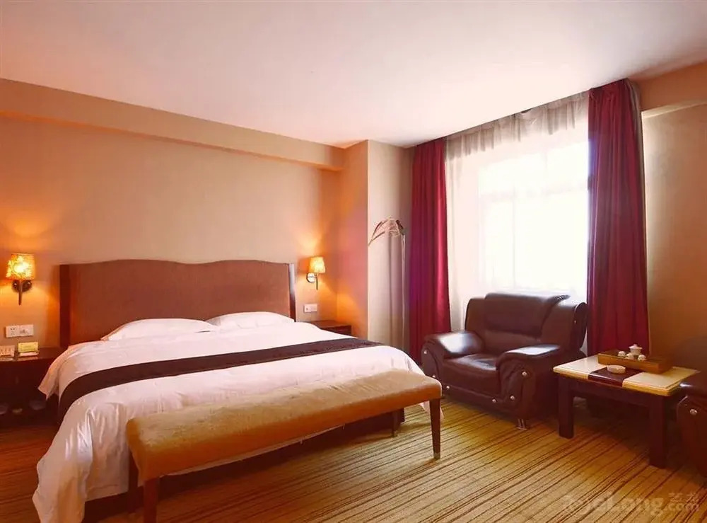 Star Shine Hotel Huanggang