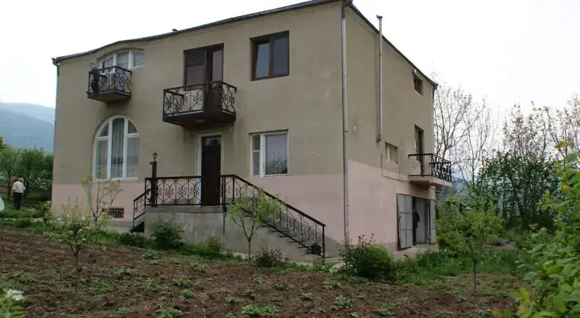 B&B Odzun