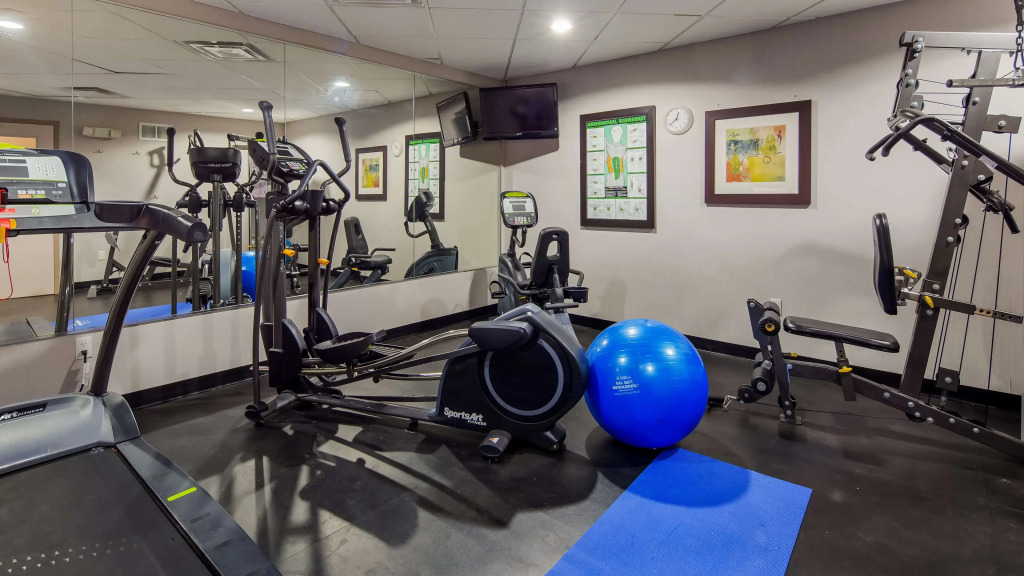 Best Western Plus Bowmanville