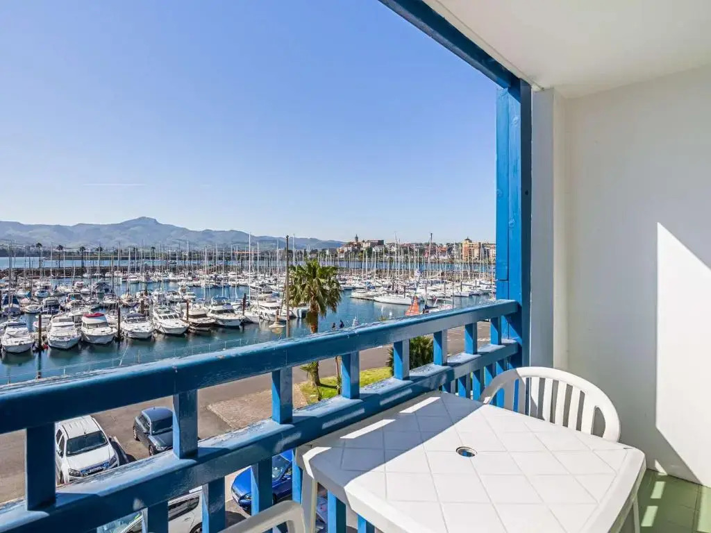 Appartement Hendaye, 1 pièce, 4 personnes - FR-1-2-284