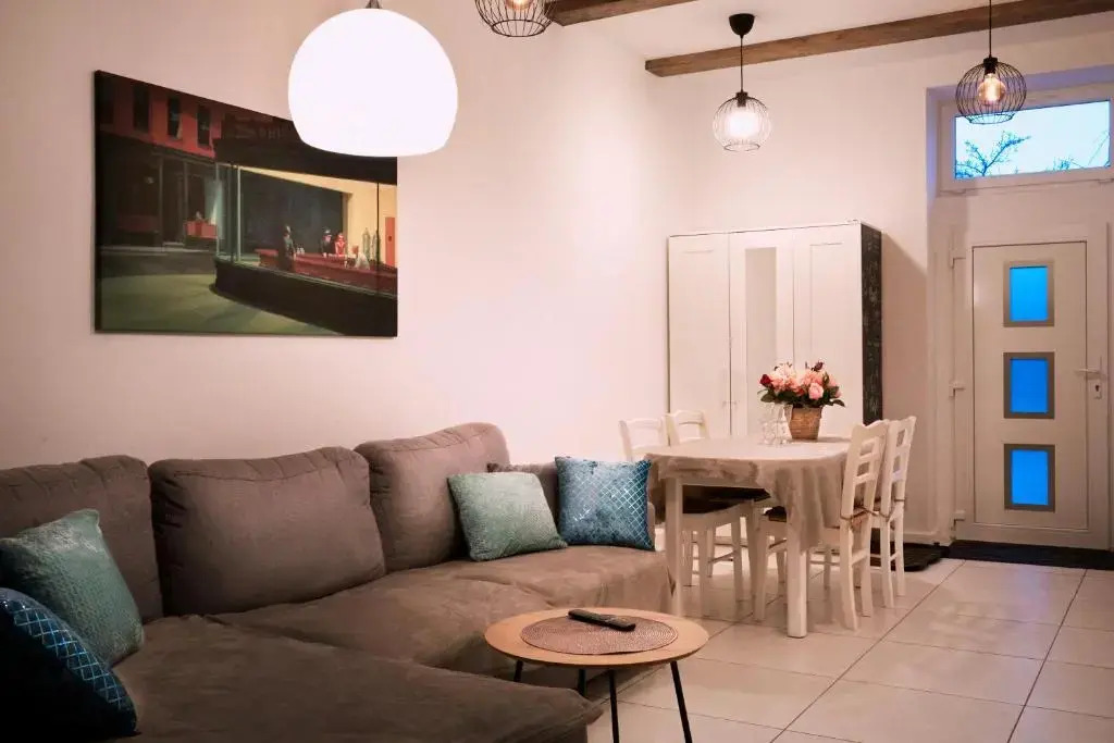 Apartament 451
