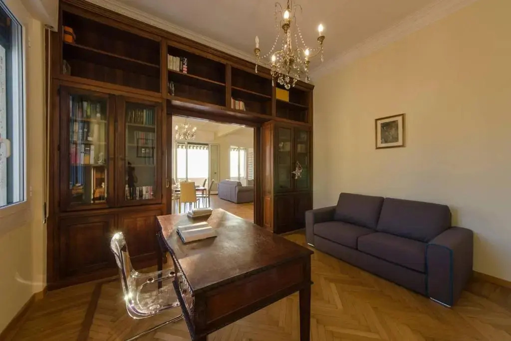 ALTIDO Splendid Apartment for 8 with Beautiful SeaView