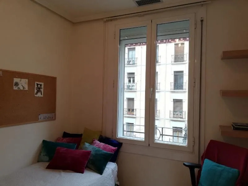 Apartamentos Dos Torres Boromir en el corazón de la ciudad