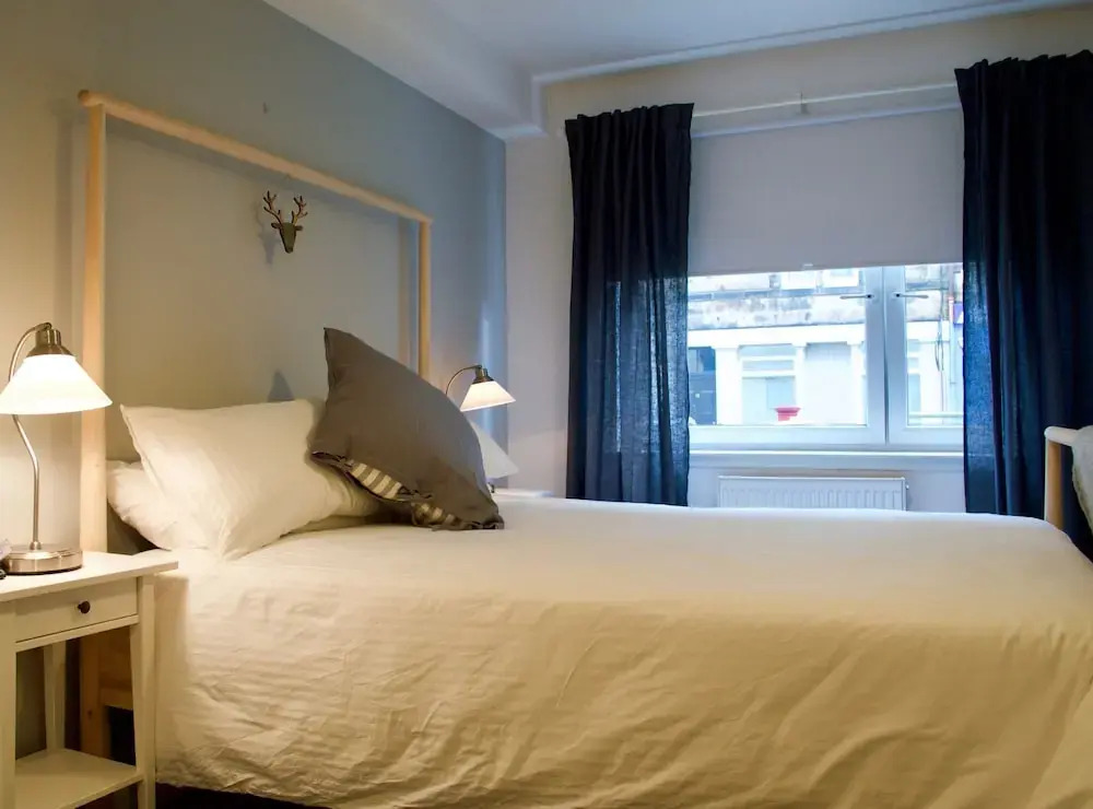 Modern 1 Bedroom Flat