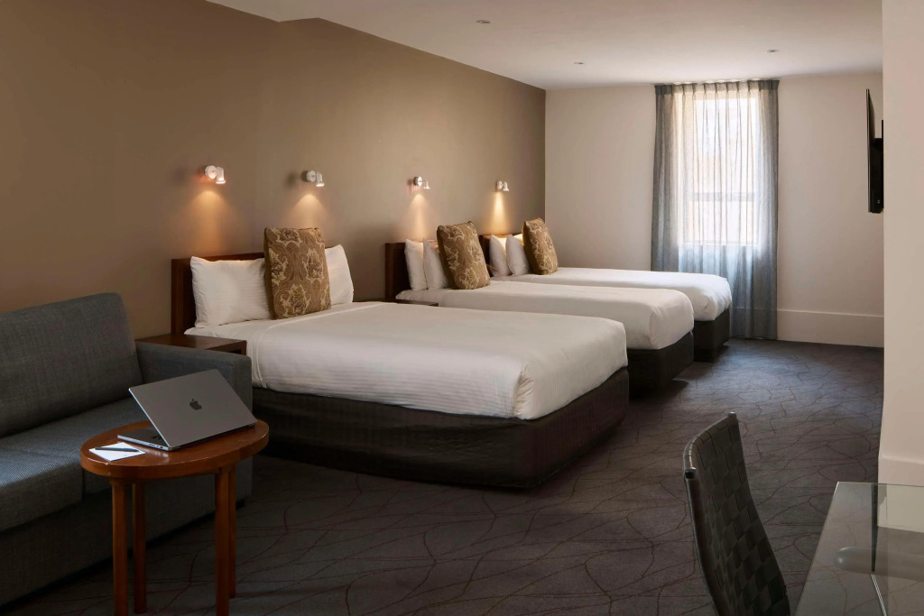 The Victoria Hotel