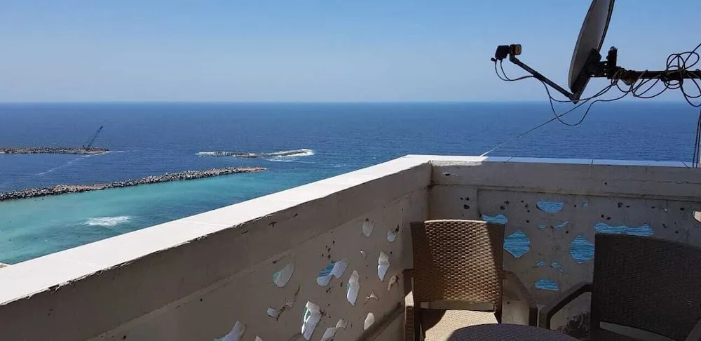 شقة فندقية صف اول بانوراما بحر بالكامل ڤيو بحر مباشر