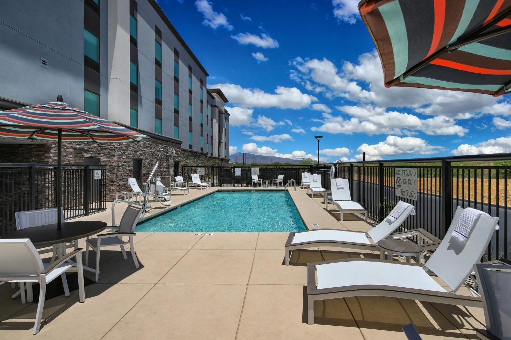 Hampton Inn Suites Tucson Tech Park