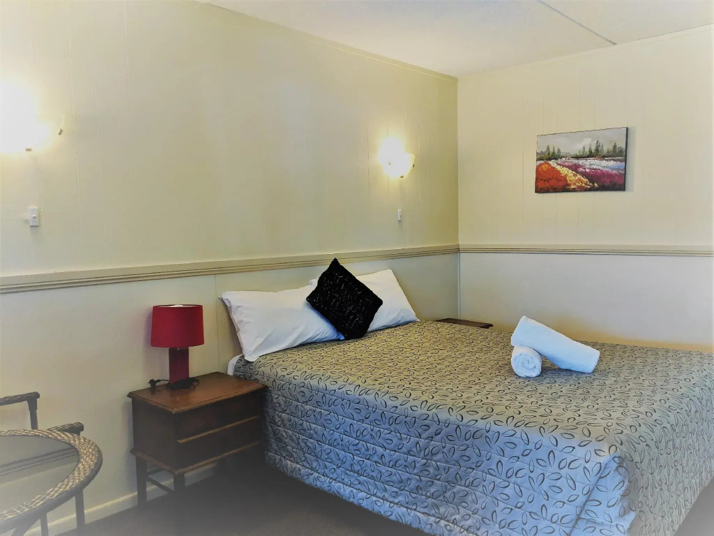 Miners Lodge Motor Inn